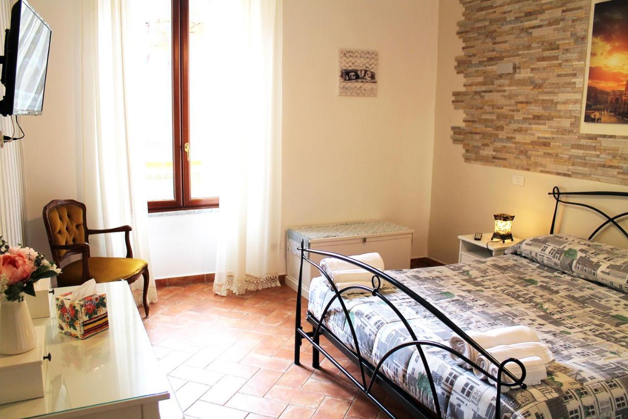 50 Passi Colosseo Apartment Róma Kültér fotó